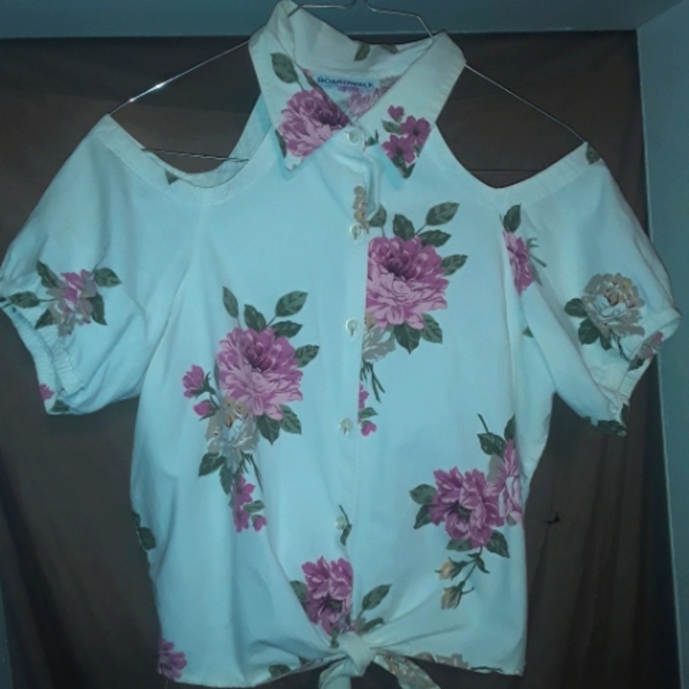 Very pretty ladies XL top